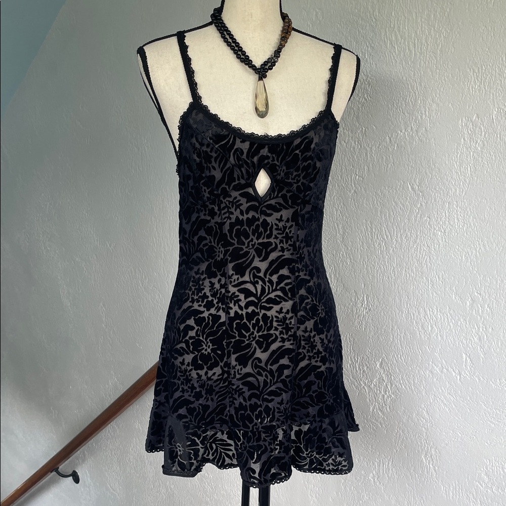 Elegant Black Lace Velvet Floral burnout Slip Chemise Dress Medium